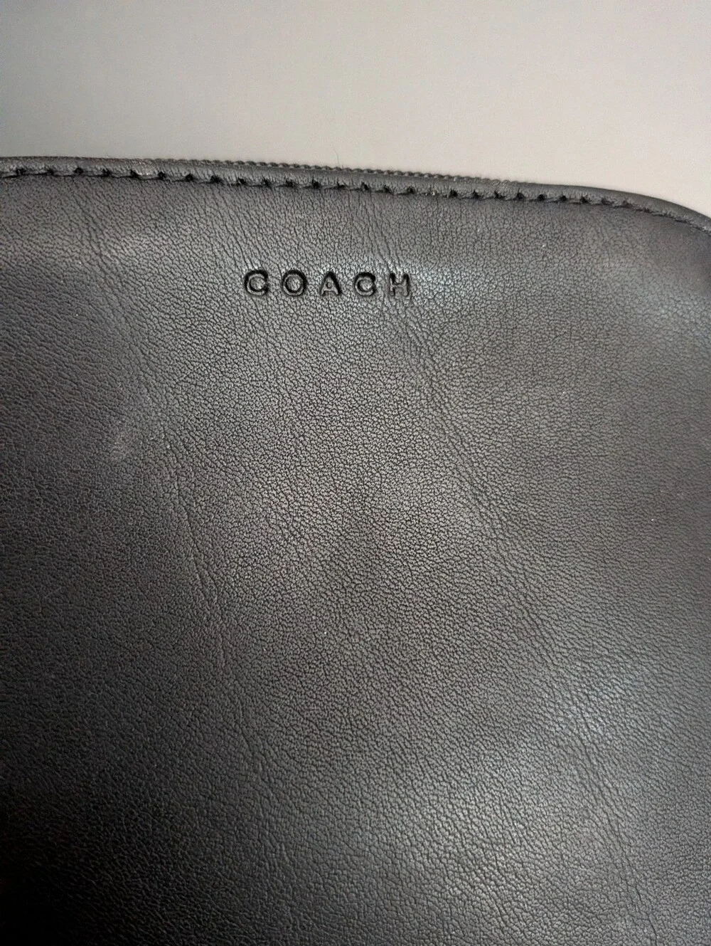Coach vintage USA Black Leather Dome Cosmetic Case